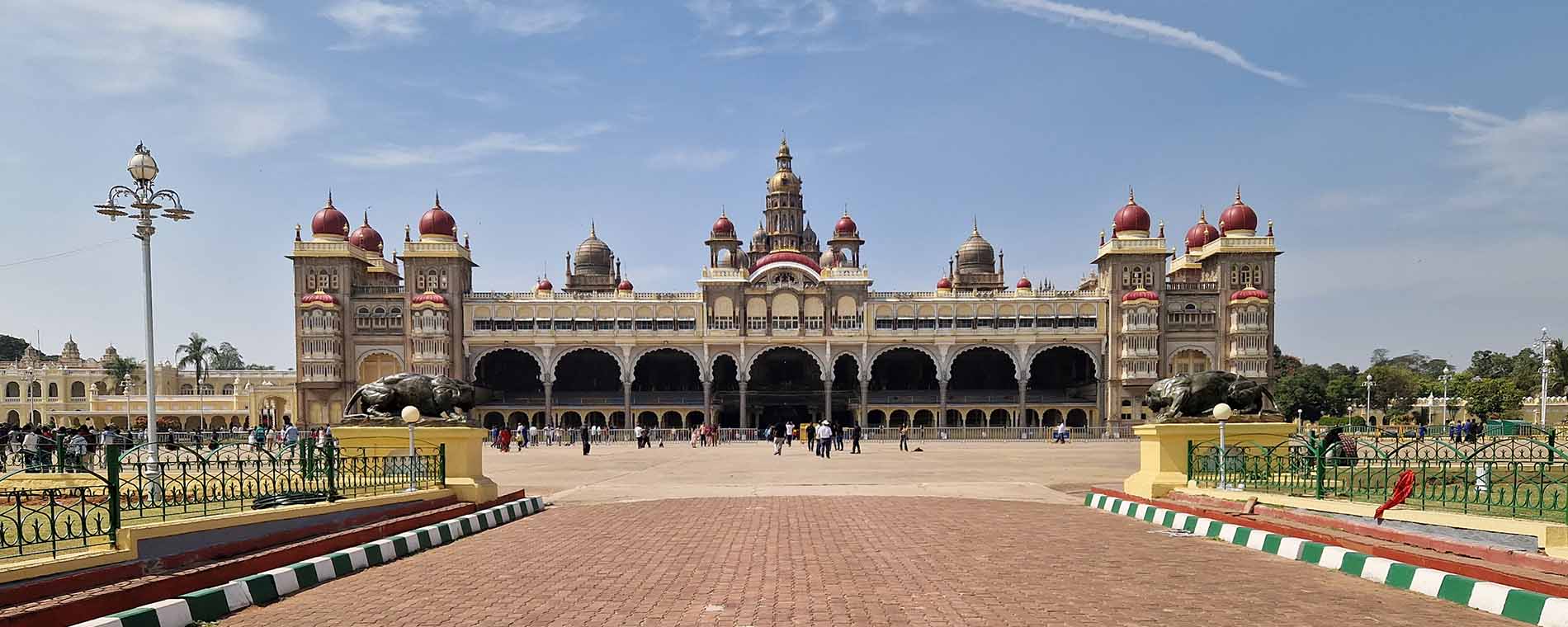 Mysore Palast von aussen